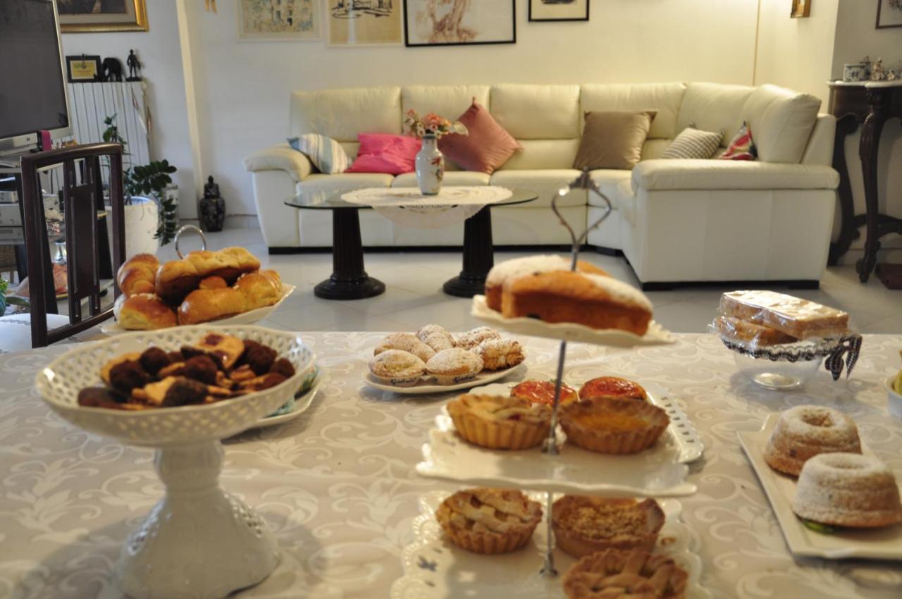 B&B Antonietta วีโกเอเกวนเซ ภายนอก รูปภาพ