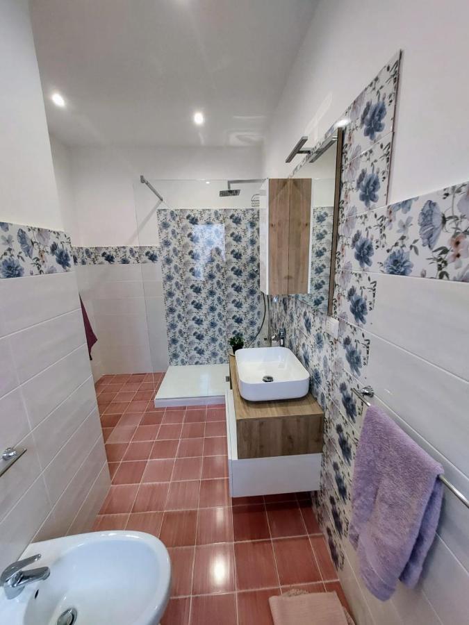 B&B Antonietta วีโกเอเกวนเซ ภายนอก รูปภาพ
