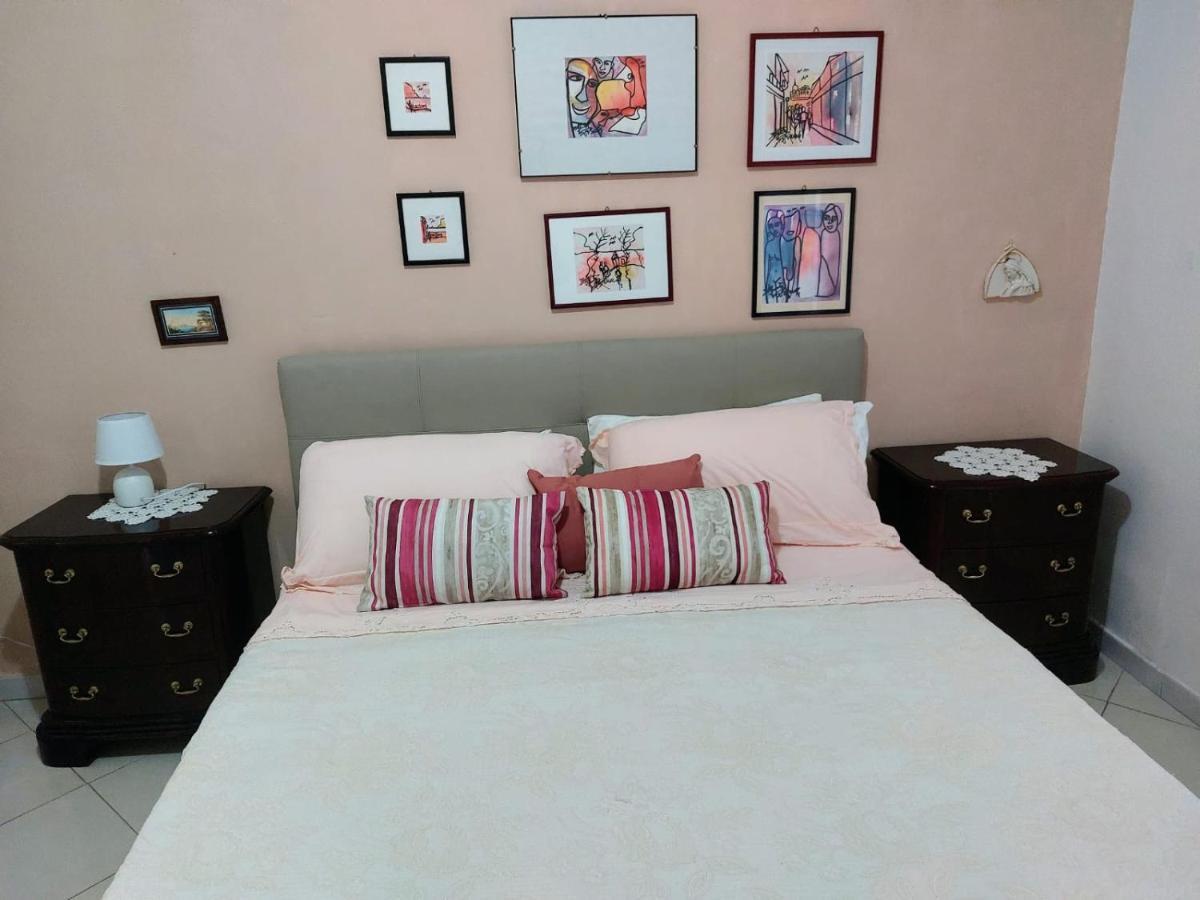 B&B Antonietta วีโกเอเกวนเซ ภายนอก รูปภาพ